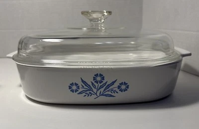 Corning Ware Blue Corn Flower 10x10x2 Casserole Dish With Pyrex Lid A-12-C - Image 1 of 4