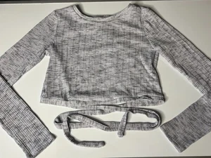 Aeropostale Thin Ribbed Knit Open Back Tie Belt Waist Long Sleeve Crop Top M - Picture 1 of 5