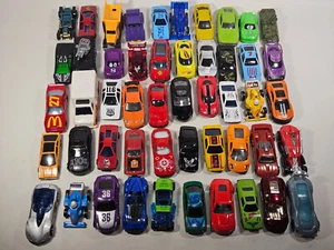 Lot Of 50 Cars Trucks Vehicles Plastic Some Diecast Hours of Fun - Picture 1 of 7