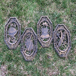 KNIGHT IN SHINING ARMOUR Sword Shield Coat of Arms SET Of 4 Plaques Art ❤️sj3j7 - Picture 1 of 11