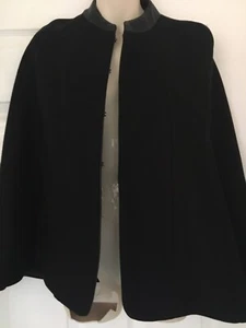 Zara stunning 75% wool black cape pristine Sz S - Picture 1 of 5