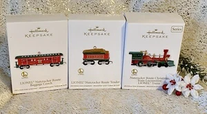 2012 Hallmark NUSSKNACKER ROUTE WEIHNACHTSZUG Set/3 Ornament Lionel Lokomotive - Bild 1 von 15
