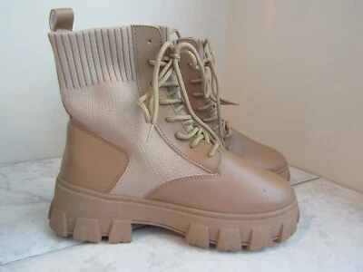 Bota de tornozelo Wild Diva Chelsea marrom lateral com cadarço acabamento de malha feminina tamanho 9 M - Imagem 1 de 4