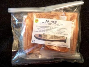 HMS Victory 1:98 Plastic/Wood Lifeboat Set - Requires Assembly - Picture 1 of 1