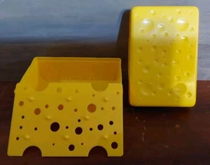 Hutzler Cheese Keeper Saver Storage Container 3x5x4 Block Soft Cheeses - Picture 1 of 3