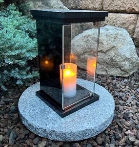 Grablaterne  Sockel Grablampe Lampe Grableuchte Grablicht  Granit Schwarz Kerzen - Bild 1 von 4