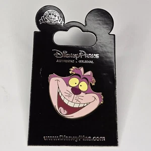 Cheshire Cat from Alice in Wonderland  Walt Disney World Cast Member Lanyard Pin - Picture 1 of 2