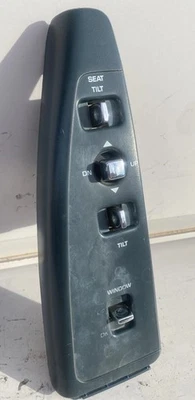 Caprice Roadmaster 1991-1996 pasajero ventana eléctrica derecha y bisel interruptor de asiento derecho Foto 1 de 4