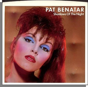 Pat Benatar - Shadows of the Night + The Victim - 1982, 7" 45 RPM PS Single! - Imagen 1 de 1