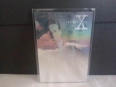 1996 Topps X-Files The Truth is out There Series 3 Hologram 1 X1 - Image 1 of 2