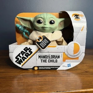 Star Wars Disney Mandalorian Il Bambino Parlante Hasbro Squeeze FUNZIONA! NUOVO CON SCATOLA! - Foto 1 di 9