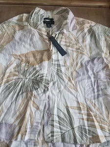 Tahari 100% Linen Blouse Size Medium White Tan Floral Beach Travel Short Sleeve - Picture 1 of 8