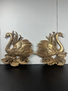 Vintage 2 Schwäne Lilie Pad Gold gebürstet Gips Wandbehang Dekor 14"x12" MCM - Bild 1 von 8