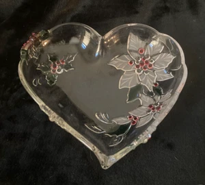 Vtg. Mikasa "Large Heart Bowl" Holiday Bloom Collection....EXCELLENT CONDITION! - Picture 1 of 4