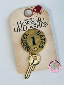 2025 Universal Studios Horror Unleashed Psycho Bates Motel Room Key Pin Souvenir - Picture 1 of 2