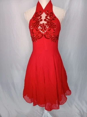 Niteeline Della Roufogali — 第 1/4 张图片