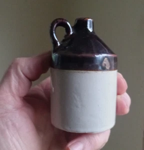 3 1/2"TALL EARLY 1900 POTTERY MINI JUG WITH APPLIED HANDLE TWO TONE STONEWARE - Picture 1 of 6