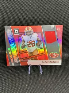 Patch Trey Sermon 2021 Optic Rookie Phenoms Hyper Red Prizm #RPH-24 COLORE ABBINATO - Foto 1 di 2