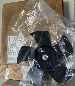 Delco - GM Fan Blade - Cadillac STS SRX '04-10 - #15-80710 #89022529 - NOS - Picture 1 of 4