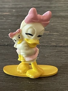 Vintage 1991 Disney Duck Tales Webby Kelloggs Plastic Figure Toy - Picture 1 of 10