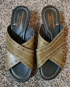 Donald J Pliner Syra Olive Green Leather Studded Slip On Wedge Sandal Women 8.5M - Picture 1 of 9