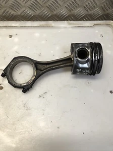 AUDI Q7 4L PISTON WITH CON ROD 3.0 TDI ENGINE BUG 059AA 2005-2009 - Picture 1 of 15