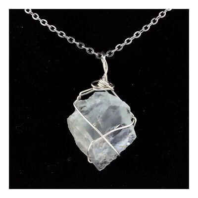 Pietre E Minerali. Collana Fluorite Verde Grezza. Argento 925. - Immagine 1 di 3