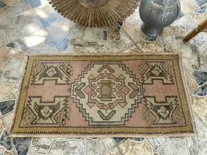 Handmade Turkish Vintage Rug | 1980s Tribal Wool Farmhouse Antique Small Carpet - Picture 1 of 9