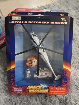 Daron Realtoy SPACE MISSION RT38150 APOLLO RECOVERY MISSION Metal Nuevo Leer Foto 1 de 4
