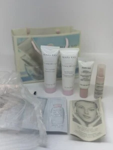 Mary-Kay TimeWise Skincare Set Cleanser & Moisturizer Travel Size w/ Sachet Pack - Picture 1 of 4