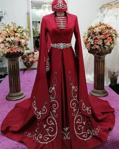Abito da sera russo circassiano collo alto raso abito da ballo lunghezza pavimento - Foto 1 di 6