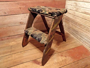 Vintage Railway Conductor’s Pullman Car Platform Step Ladder with Carpet Coverin - Picture 1 of 16