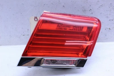 BMW 740i 750i 2009-2012 luz trasera derecha montaje tapa 63217182206 OEM usado Foto 1 de 4