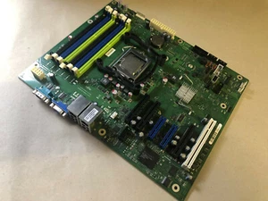 Placa Fujitsu D2759-A13 GS2 + CPU para Primergy TX150 - Imagen 1 de 2