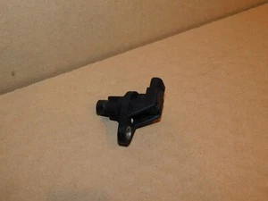 SENSOR POSICIÓN ÁRBOL DE LEVAS MERCEDES CLASE C W204 E W212 2.1CDi OM651 A6519050100 - Imagen 1 de 4