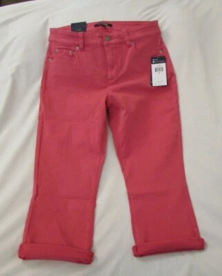 Ladies "Chaps" Size 4, Nantkt Red, Mid Rise, Slimming, Stretch, Cuffed, Capris - Image 1 of 4