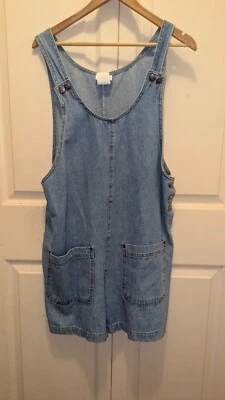 复古 MODA INT'L 浅水洗牛仔短裤(整体短裤)带前口袋 — 第 1/4 张图片