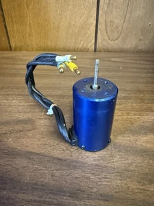 Motore brushless Traxxas 3351R Velineon 3500 Rc 3500kV Vxl-3s usato - Foto 1 di 3