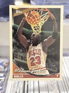 1993 Topps Michael Jordan #23 Chicago Bull HOF GOAT Centered! Looks Mint - Picture 1 of 2