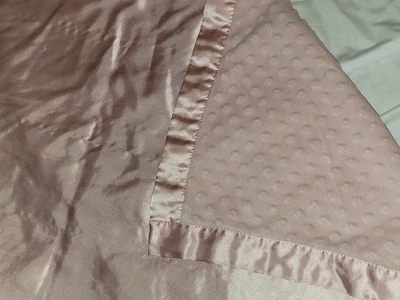  BABY GEAR CRIB BLANKET  PINK MINKY DOTS  SATIN BACK EUC Rare  - Image 1 of 4