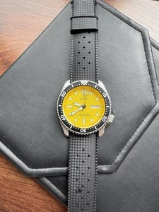 Vintage Seiko SKXA35 Men's Yellow Automatic Diver's 200m Watch 7S26-0028 RARE!!! - Picture 1 of 5