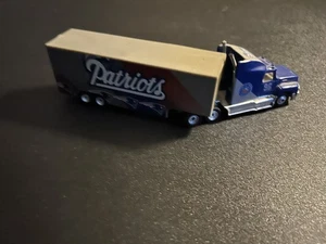 1996 MATCHBOX NEW ENGLAND PATRIOTS TRACTOR TRAILER DIE CAST 1/80 LQQK - Picture 1 of 5
