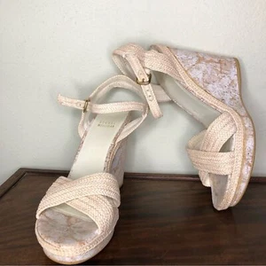 Stuart Weitzman Minx Espadrille Wedge Shoes EUC Size 9 - Picture 1 of 7
