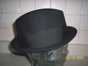 Cappello Fedora Vintage Anni 50 Warwick Inghilterra Bench Made Nero Pelliccia di Castoro Feltro 7 1/8 - Foto 1 di 8