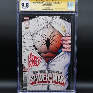 Peter Parker: The Spectacular Spider-Man #1 - CGC GRADED - SIGNATURE SERIES - Picture 1 of 3