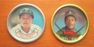 LOTE DE 2 MONEDAS DE BÉISBOL TOPPS RICKEY HENDERSON NEW YORK YANKEES 1987 Y 1990 Foto 1 de 4