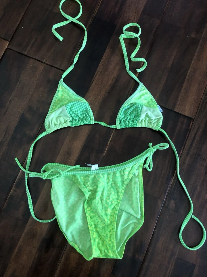 Bikini verde Malibu Foto 1 de 1