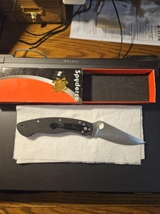 Spyderco Military Knife 4" S30V Satin Plain Blade, Black G10 Handles C36GPE - Picture 1 of 5