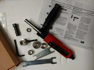New Universal Tool .9 HP Heavy Duty Pneumatic Flap Wheel/Die Grinder (Taiwan) - Picture 1 of 4