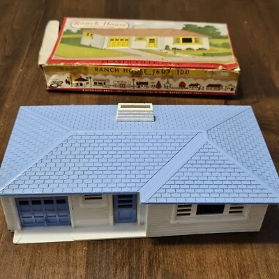 Vtg Plasticville O & S Gauge #1603 Ranch House Blue & White W/ OB ~ T8439 - Image 1 of 4